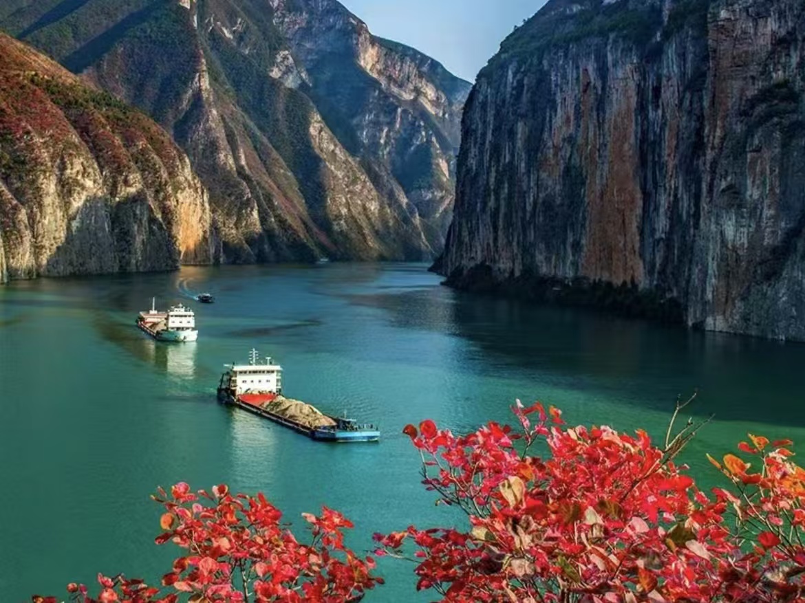长江三峡红叶观赏指南