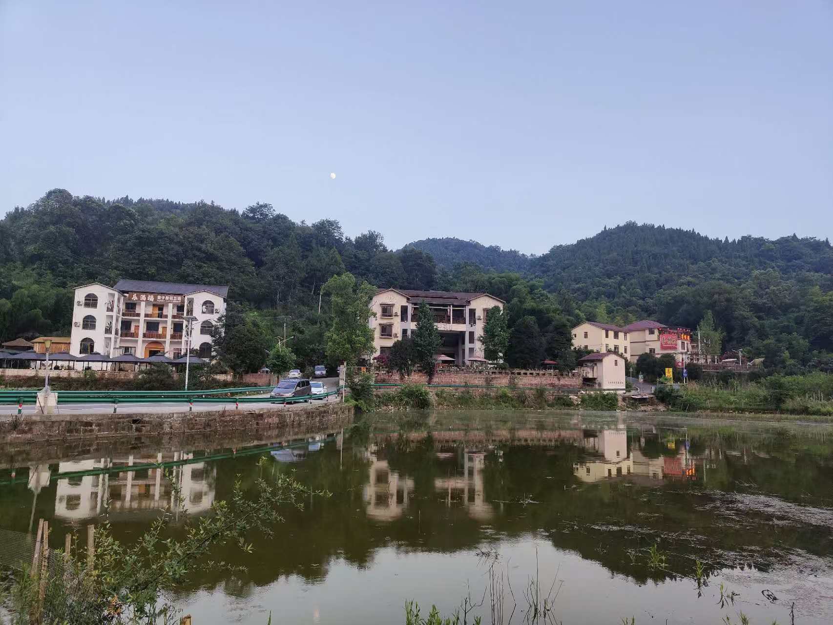 云鹤生态艺术陵园