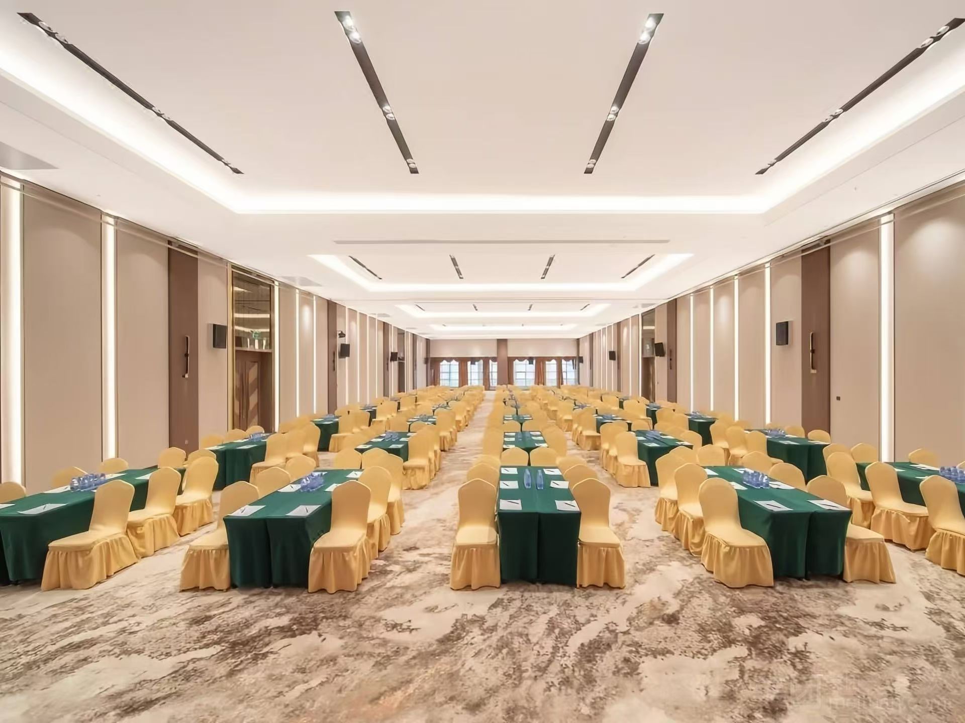 云鹤生态艺术陵园