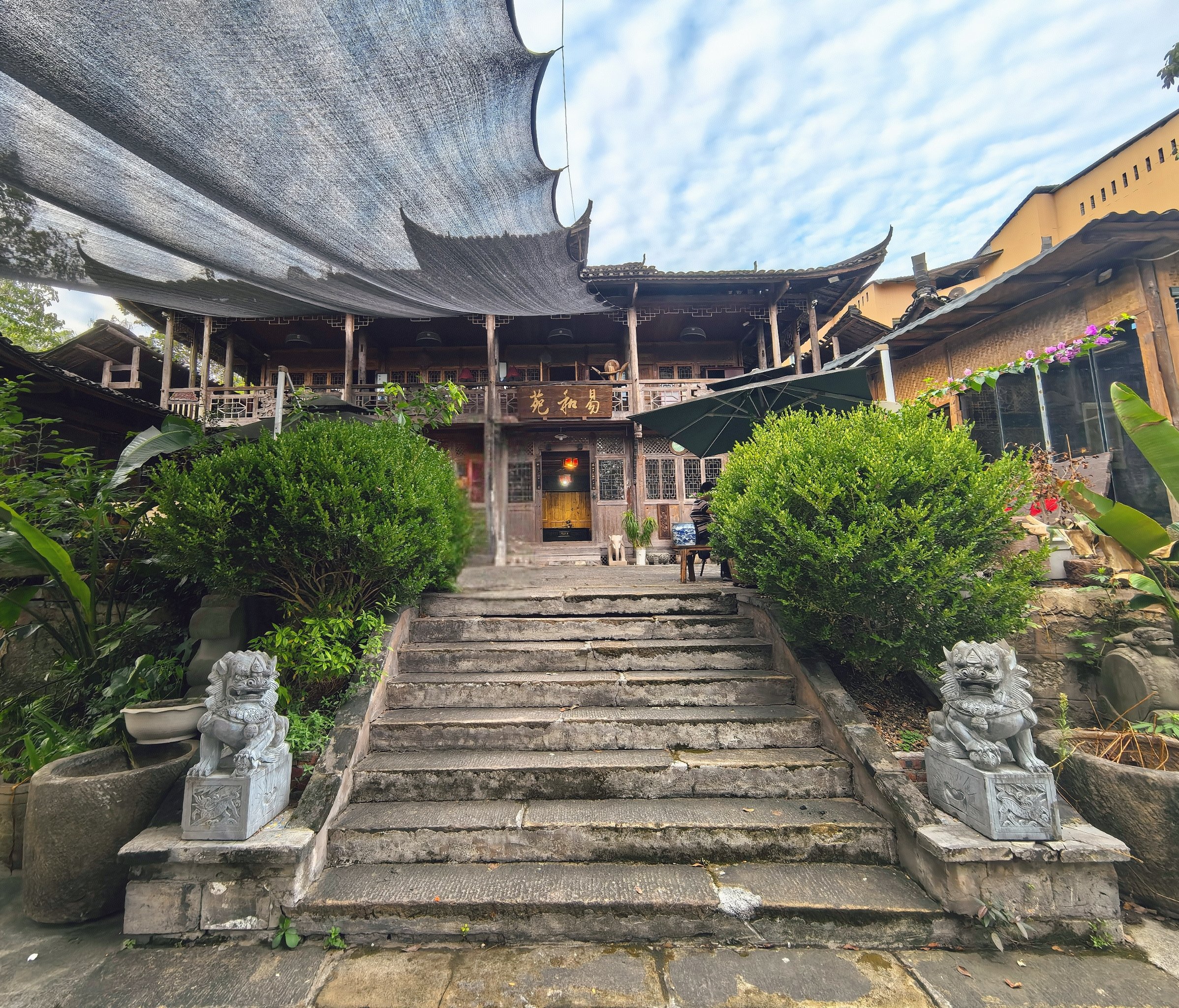 云鹤生态艺术陵园