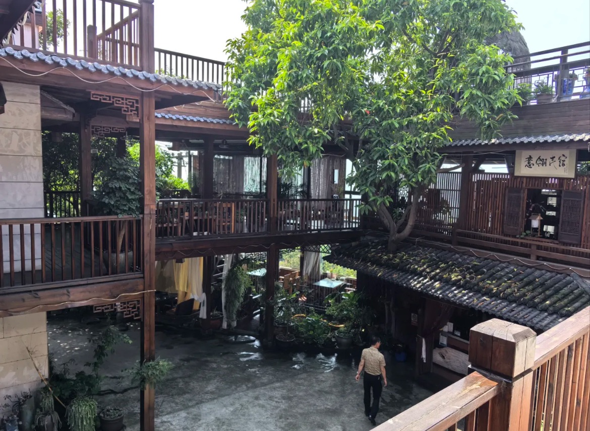 云鹤生态艺术陵园