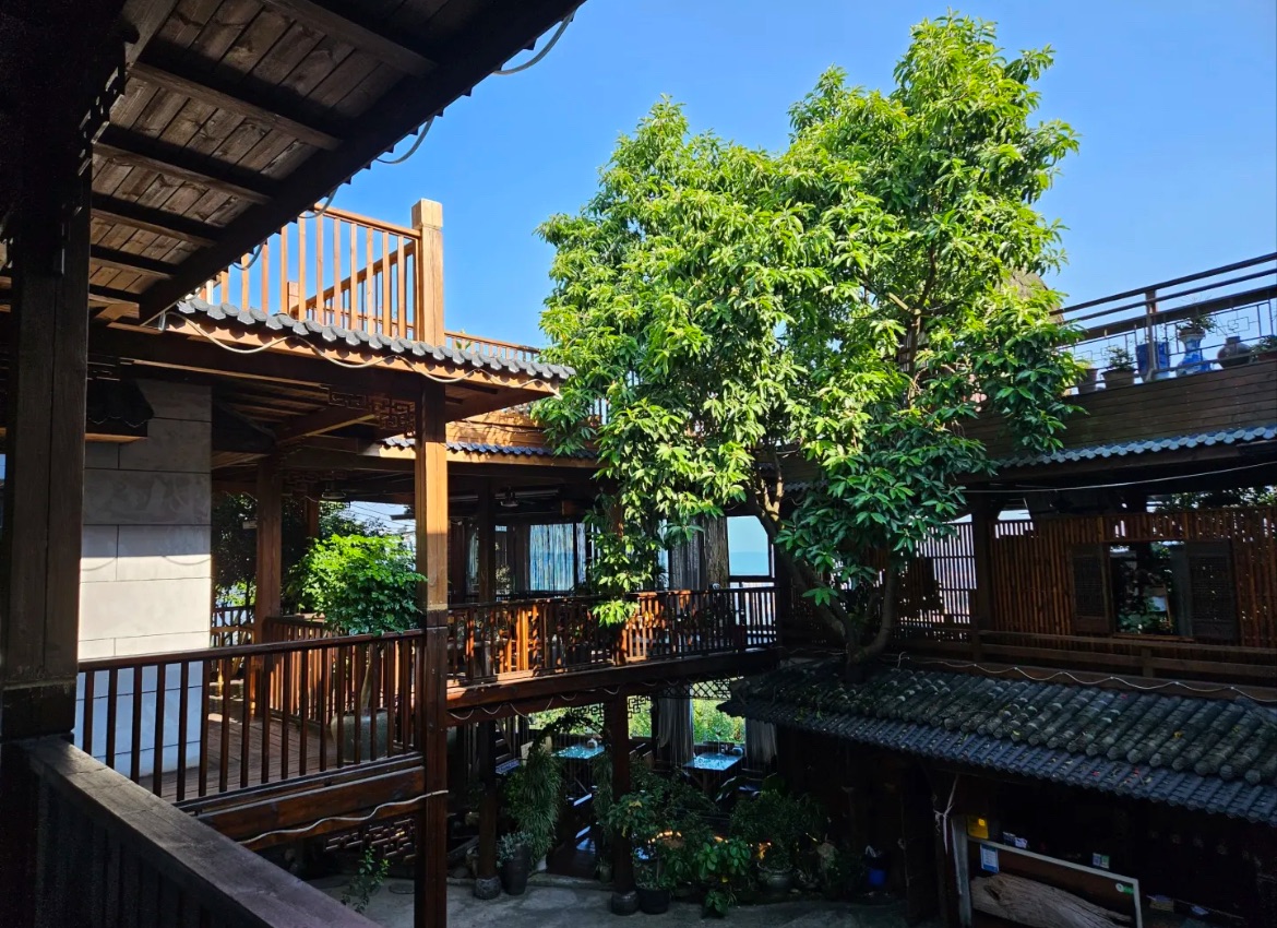 南山意翎民宿全攻略：观星、品茗、赏云海的禅意之旅